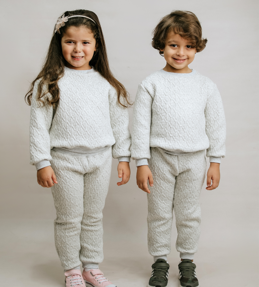 2-Piece Quilted Light Grey Set