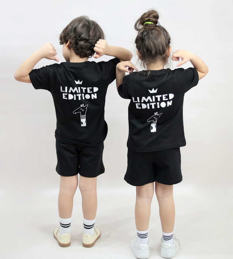 Giraffe Limited Set – Black